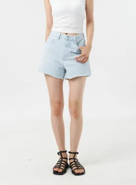 Light Wash Denim Shorts OU307