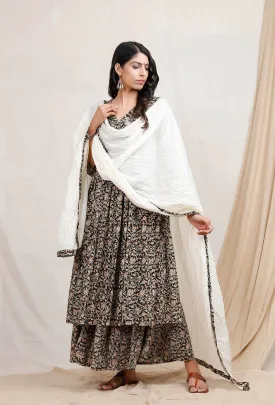 Set of 3: Black Klamkari Kurta and Skirt with offwhite Duptta