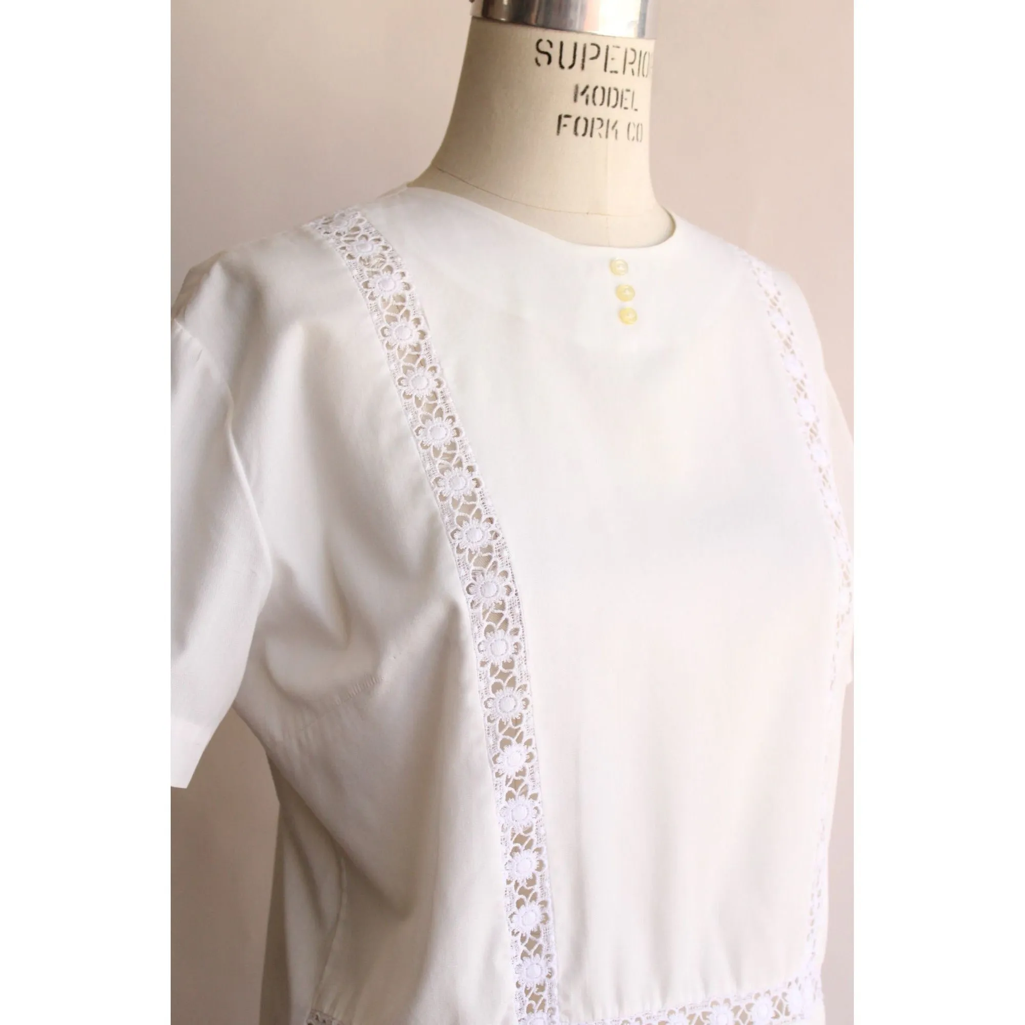 Vintage 1960s Pat McKay White Blouse