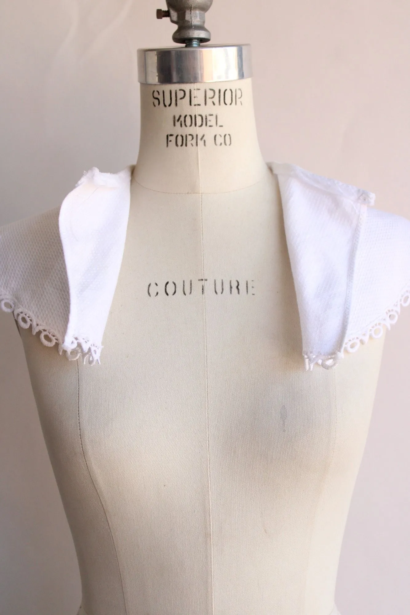 Vintage 1980s Lace Collar, White Detachable